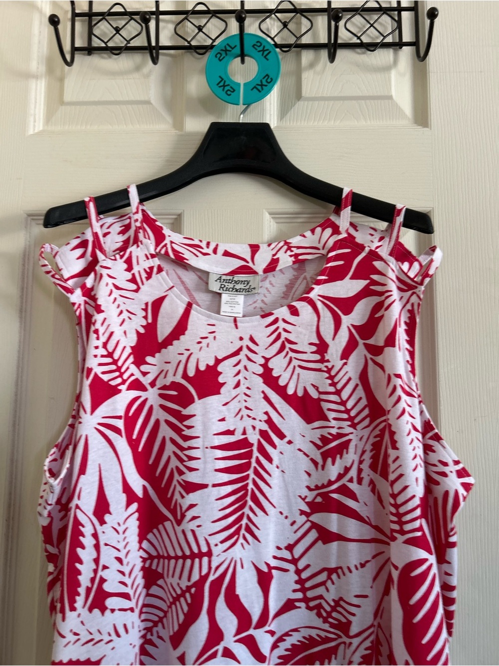 2XL. New. Anthony Richards White & Pink Tropical Cold-Shoulder Tank